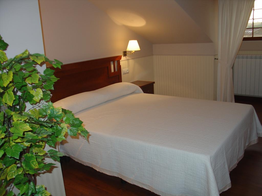 Hospederia El Fielato Hotel El Burgo De Osma Room photo